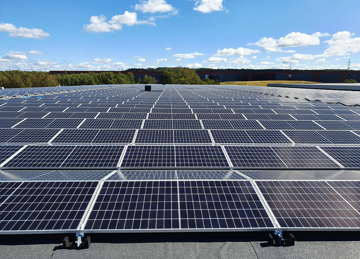 Stap vandaag nog over naar Van der Valk Solar Systems